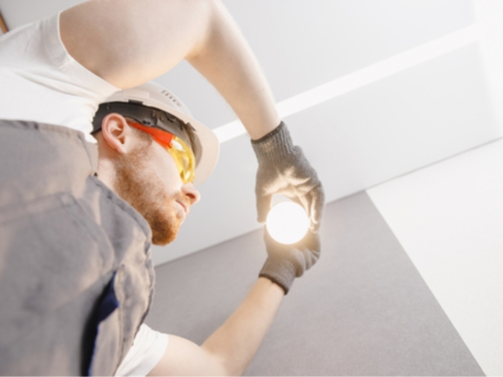 Éclairage et fournitures