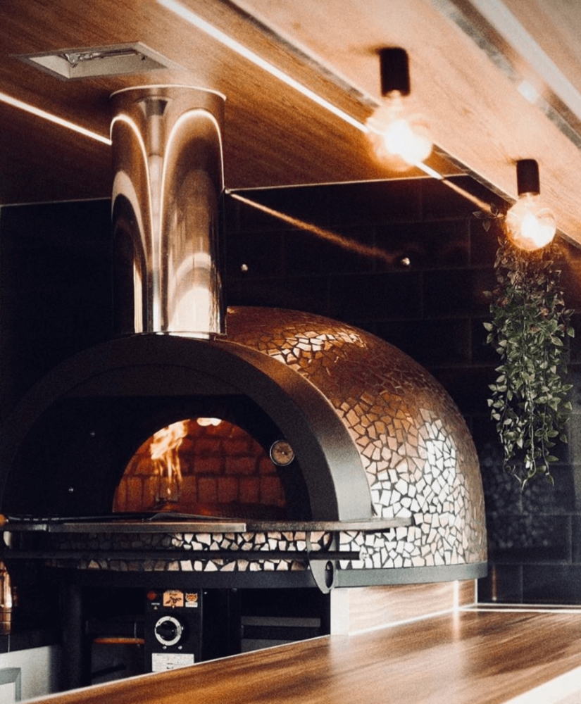 La cuisson au feu de bois, au cœur de l’authenticité Hyde