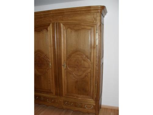 Armoire