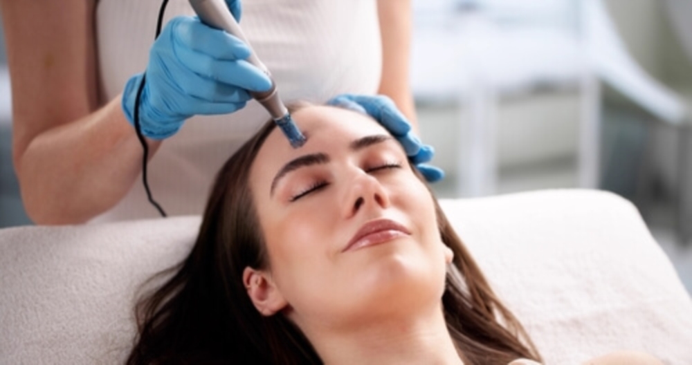 Soins de Microneedling, indolores et non invasifs