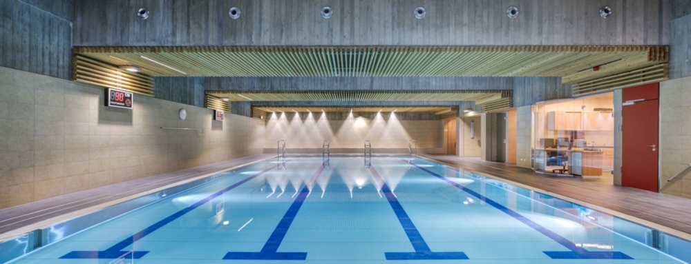 PISCINE ET HALL DE SPORT ECOLE LYDIE SCHMIT 
