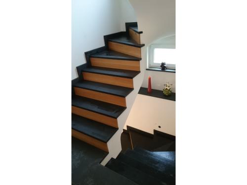 Escalier combination Black Slate et Chêne