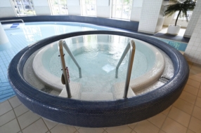Jacuzzi