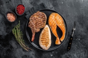 Viandes et poissons grillés