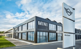 Construction d'une concession BMW