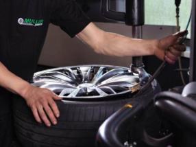Montage de Pneus