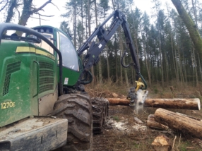  Transport, Veraarbechtung a Liwwerung