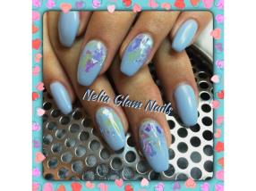 Pose d'ongles