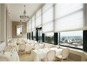 Stores - Restaurants