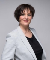 Mme Carole  Frank