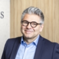M David Gresle