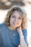 Mme Alena Massen