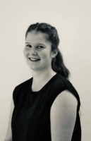 Mme Hélène  Reizer