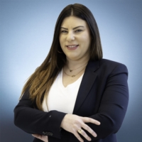 Mme Sarah Bayle