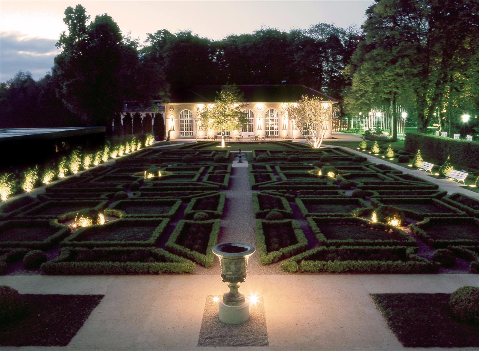 Mondorf Domaine Thermal Sophrologie, Massage Editus